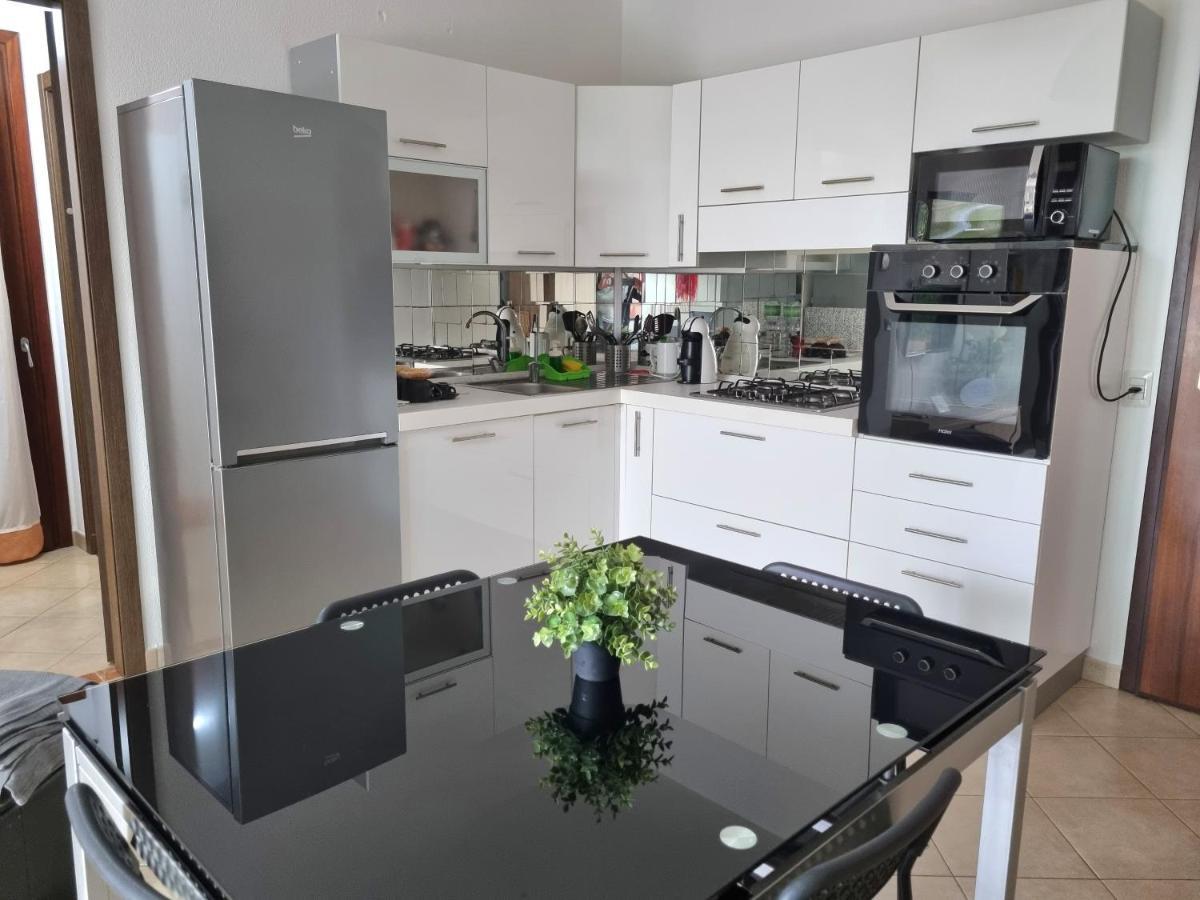Valevalehome - Home Gallery With Fully Equipped Kitchen, Reserved Parking, Big Garden Olbia Dış mekan fotoğraf
