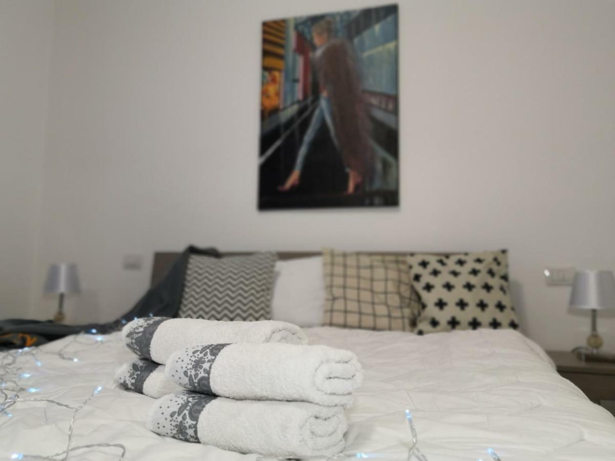 Valevalehome - Home Gallery With Fully Equipped Kitchen, Reserved Parking, Big Garden Olbia Dış mekan fotoğraf